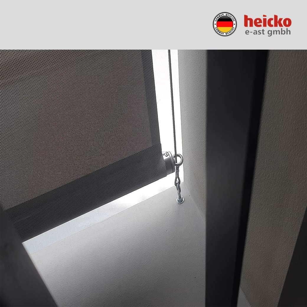 Vertical Awning (กันสาดแนวดิ่ง)