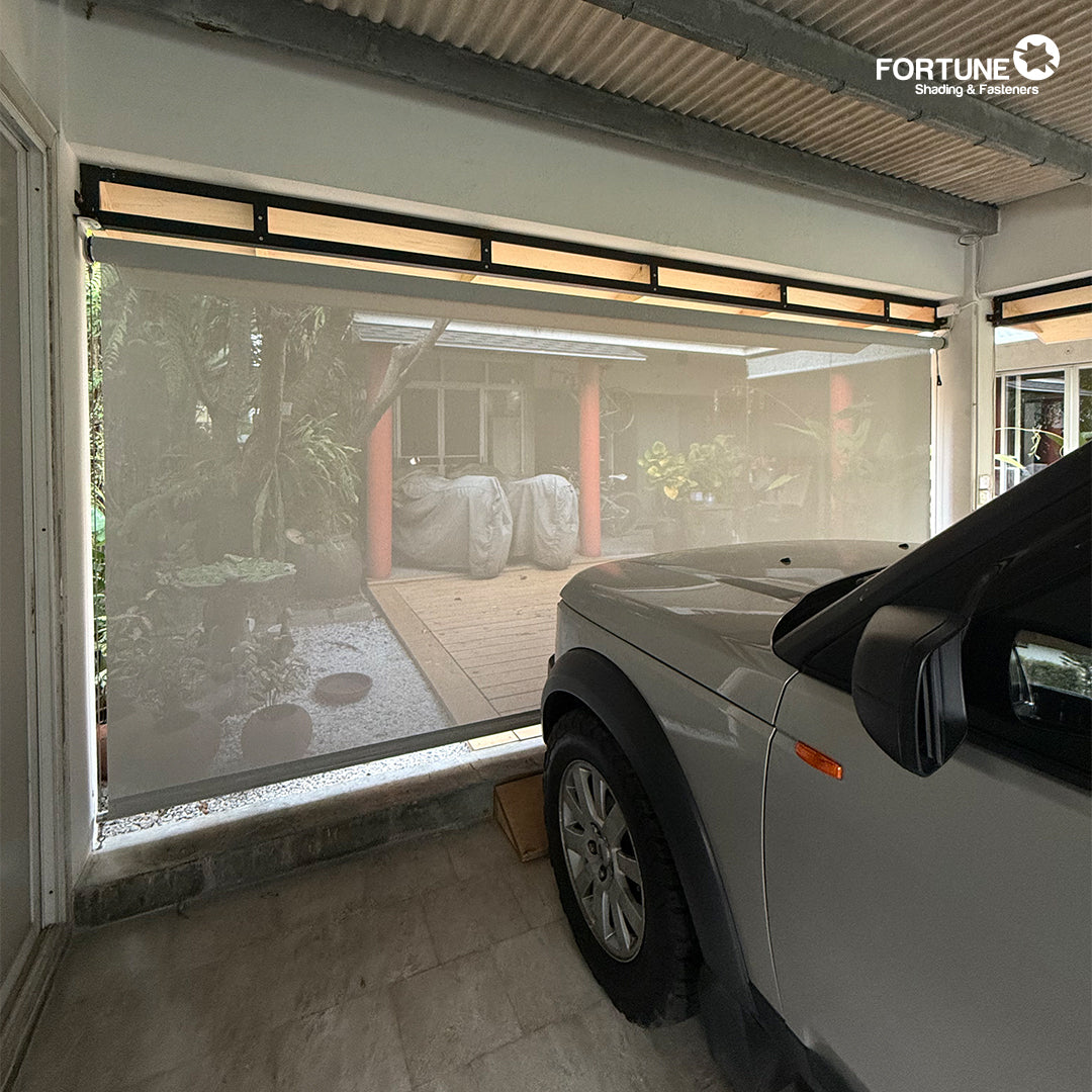 Vertical Awning (กันสาดแนวดิ่ง)